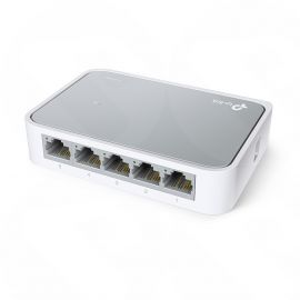 TP-LINK (TL-SF1005D) 5-Port 10/100Mbps Unmanaged Desktop Switch, Plastic Case